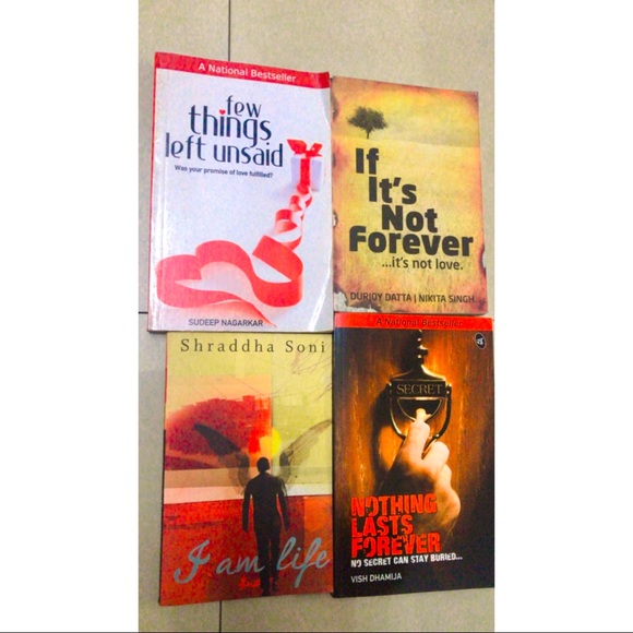 Other - 🎁Set of 4 books
